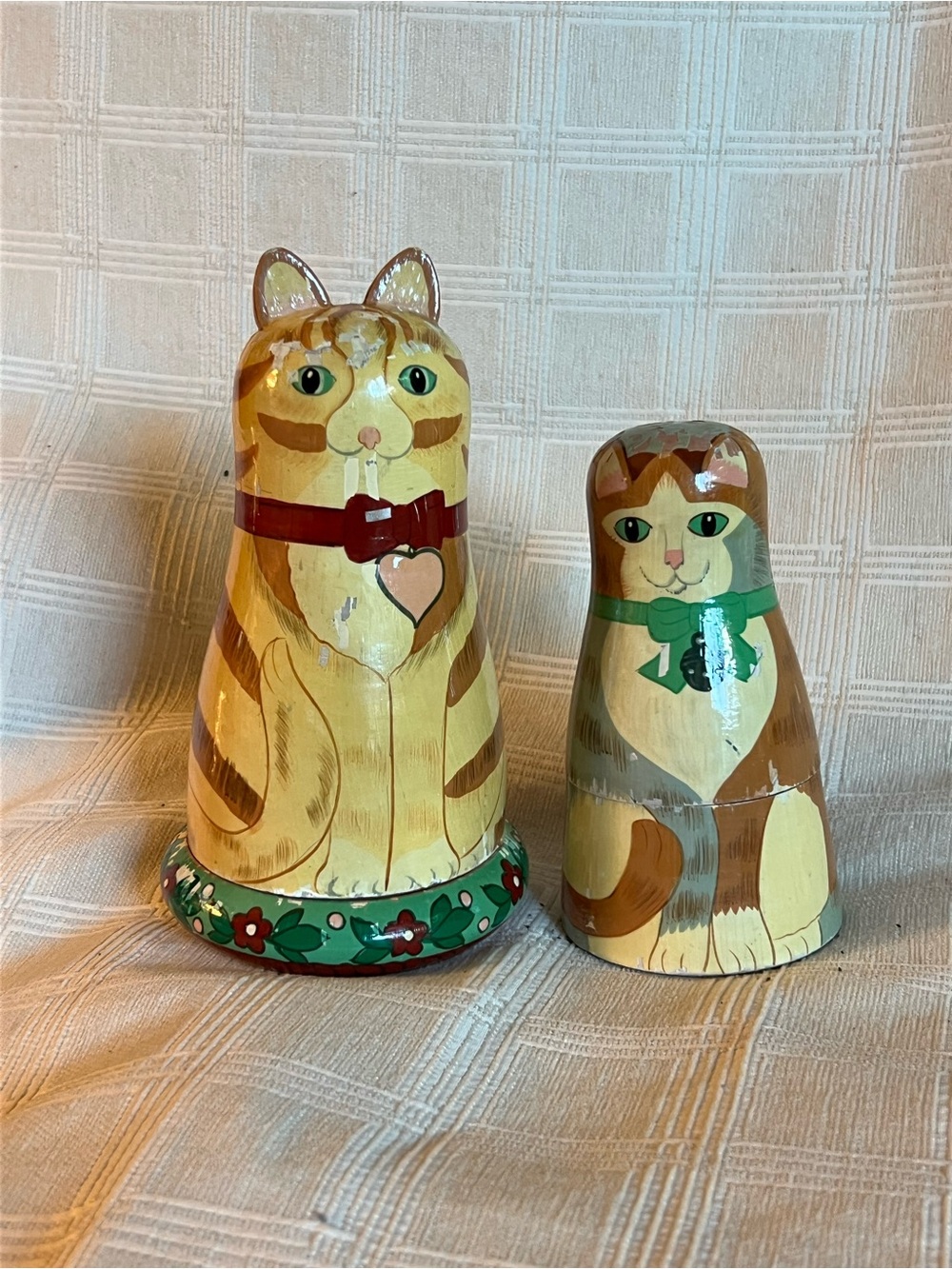 🐱 Vintage Hand-Painted Wooden Cat Family Nesting Dolls (Set of 5) 🐱 - Picture 3 of 7